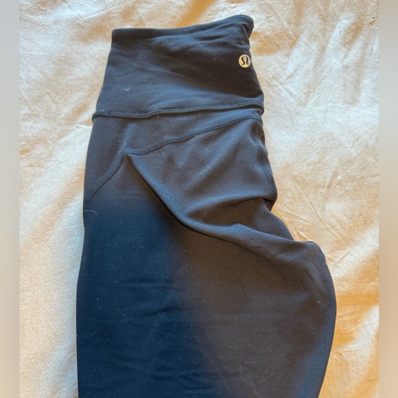 Lululemon Groove Nulu Super-High-Rise Flared Pant - Size 6 - Picture 6 of 9